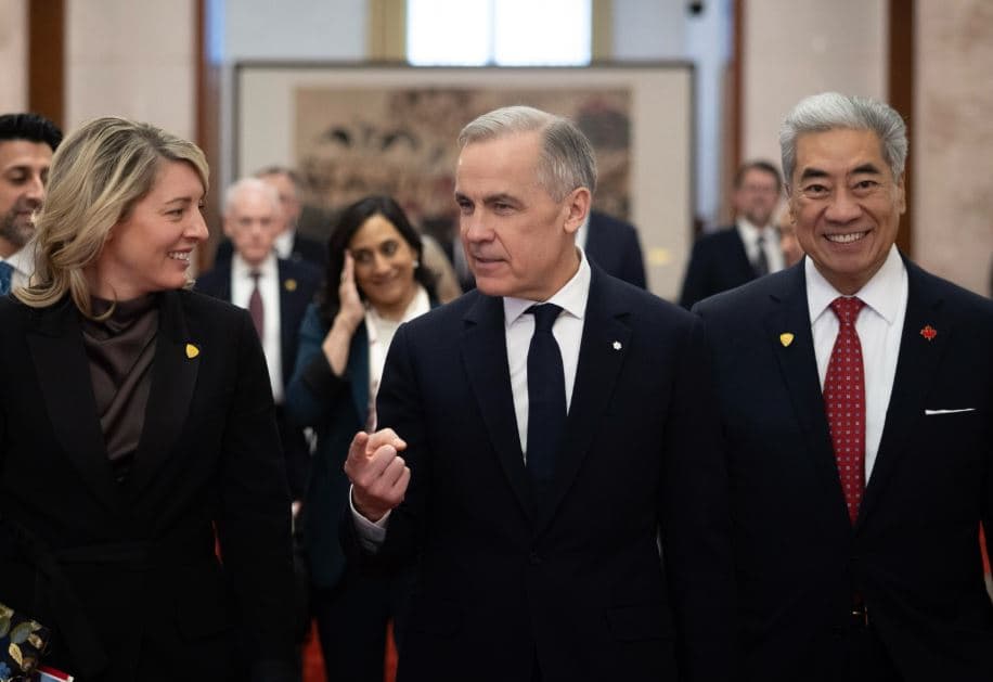 캐나다, 중국 전기차 수입 허용…“기회” vs “자해” 논란