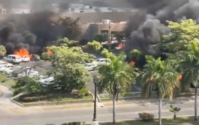 멕시코 카르텔 폭동에 공항 전면 폐쇄 … 캐나다인 5천 명 고립