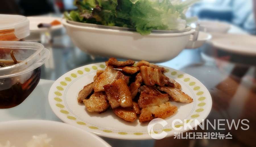 '이것' 하나면 집에서 먹는 고기가 '맛집 삼겹살'로 변신한다?