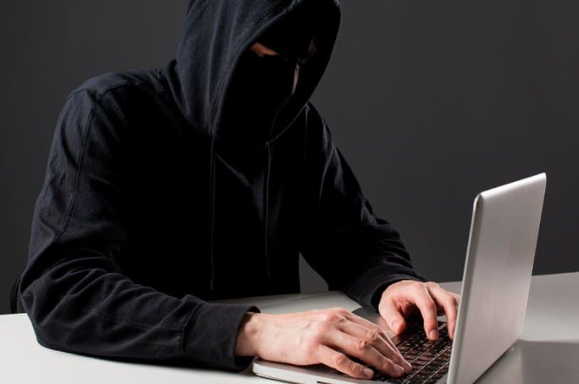 “당신의 T4가 준비됐습니다” 국세청 사칭 스캠 메일 ‘주의보’