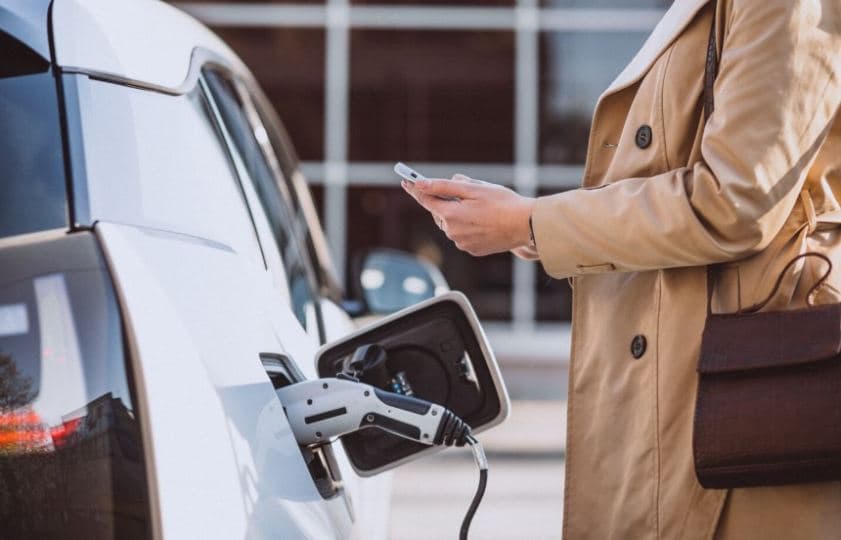 캐나다 전기차 보조금 제도 부활… 의무판매제는 폐지