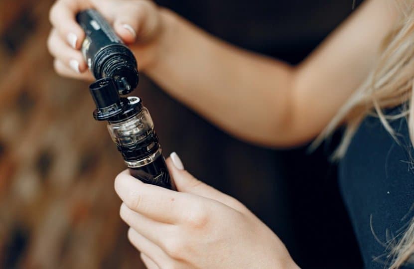 "과일향 전자담배의 경고"… 수천 개 유전자 변형 유발 충격