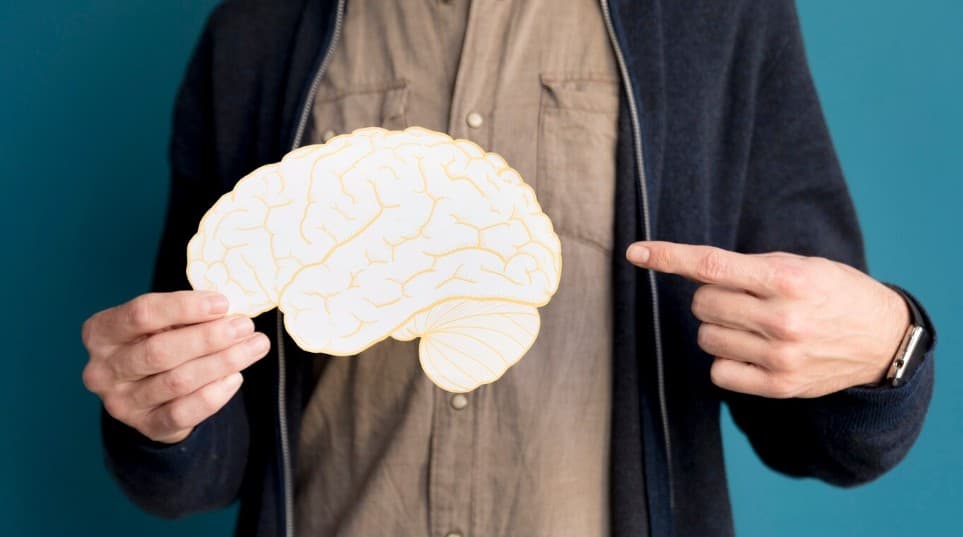 실제 나이보다 8년 젊은 뇌 만드는 생활습관 5가지