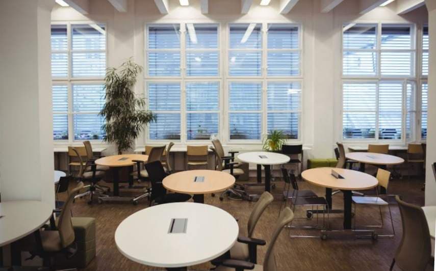  캐나다 외식업계 울상 … 지난해 식당 7천곳 폐업, 올해 4천 곳 위기