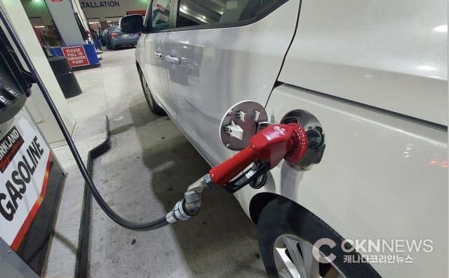 “주유는 금요일에 하세요”… 광역토론토 휘발유값 일시 하락