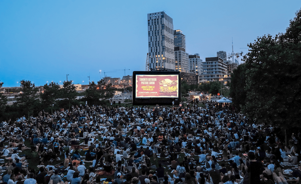 "무더위야 가라" 토론토 무료 야외영화' 상영 10곳