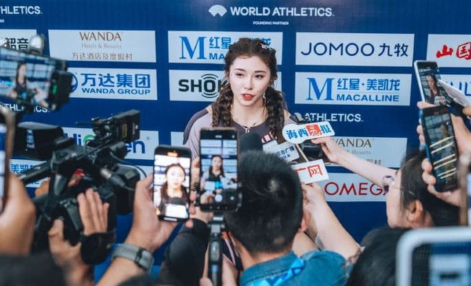 미인대회? 中육상선수, 화려한 화장으로 비난