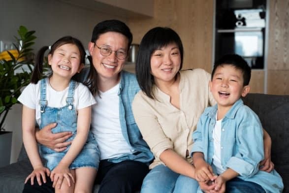 “집값 비싸도 자녀 키우긴 최고” 토론토, 가족 친화 도시 세계 몇 위?