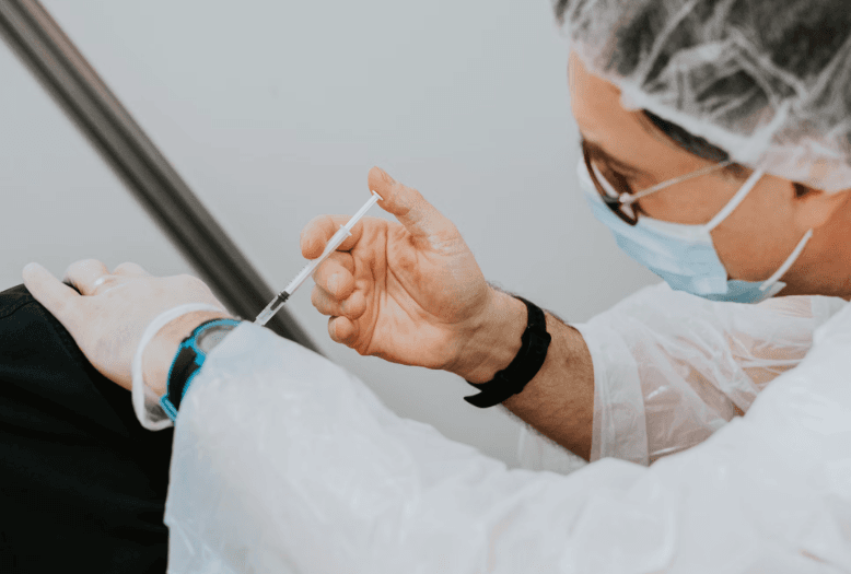 백신자문위 "HPV 백신 '한 번만' 맞으세요" 