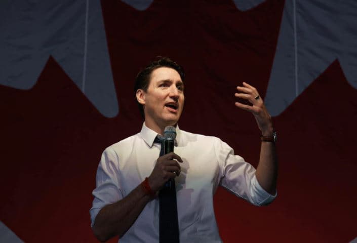 트럼프, 결국 25% 관세 강행 … 트뤼도 “보복대응” 발표