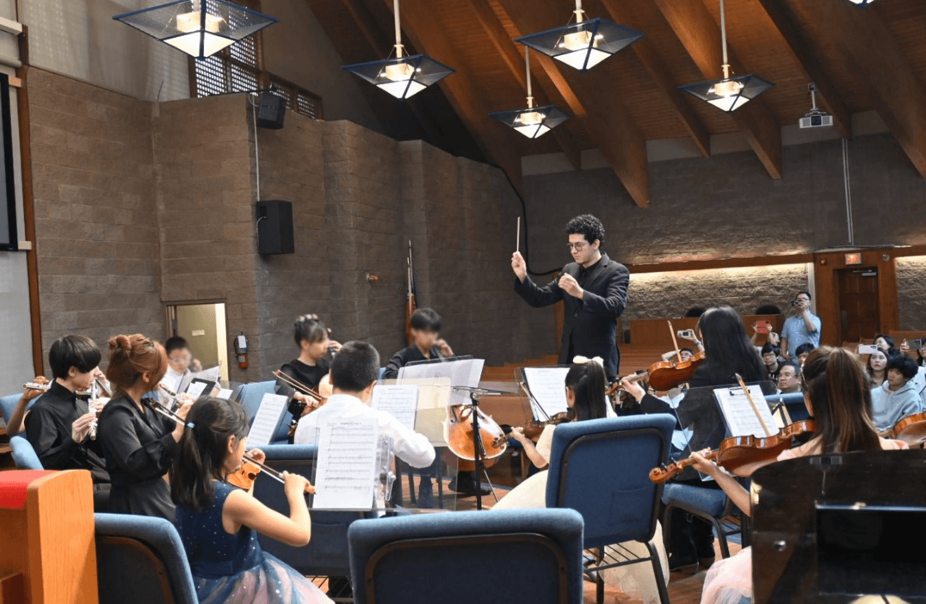 욕 청소년 오케스트라 '스텔라 송 단장'…"청소년에게 음악활동 기회를"