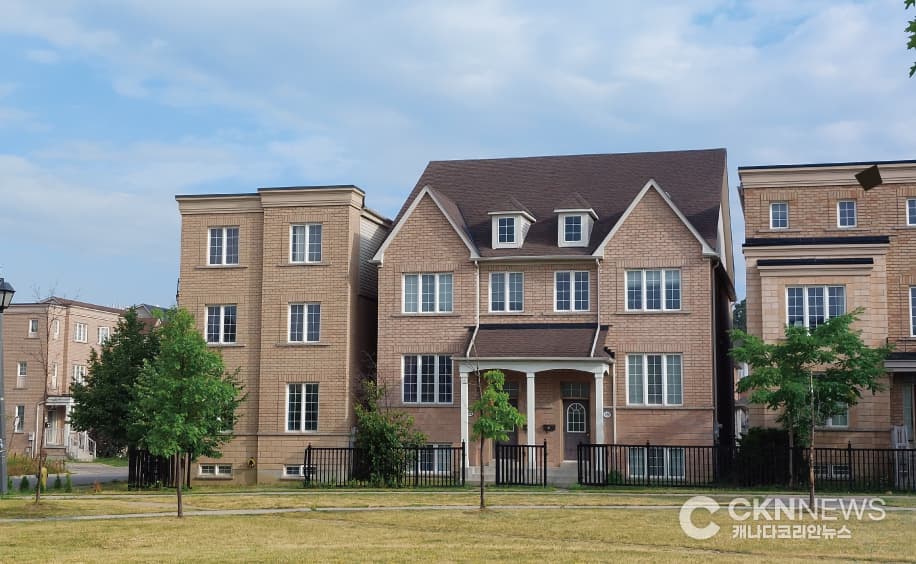 TRREB "토론토 부동산 시장 심각한 상황"⋯ 매매 급감