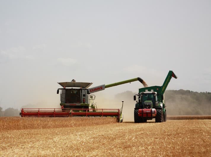 EU '러 곡물 50% 관세폭탄'⋯사실상 '수입중단'