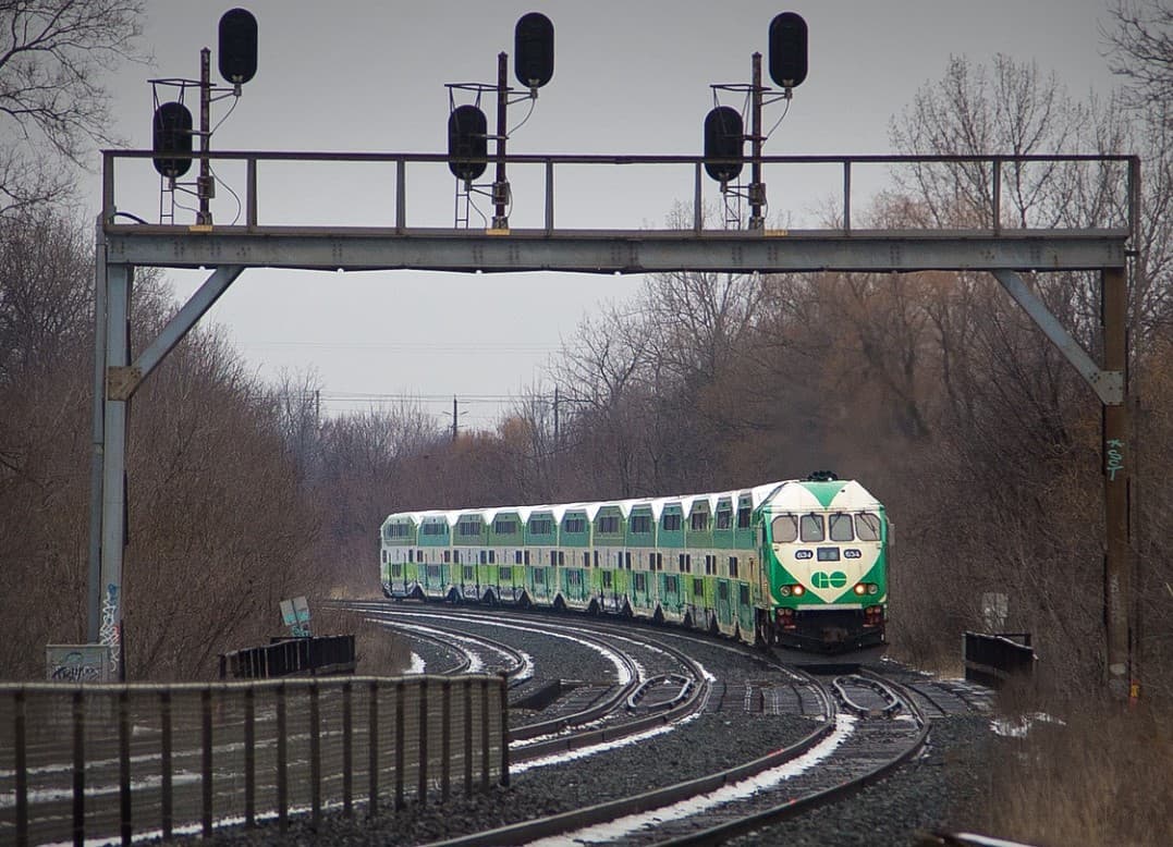 온주 정부, 현역 군인 및 참전 용사 고트랜짓 '무료'