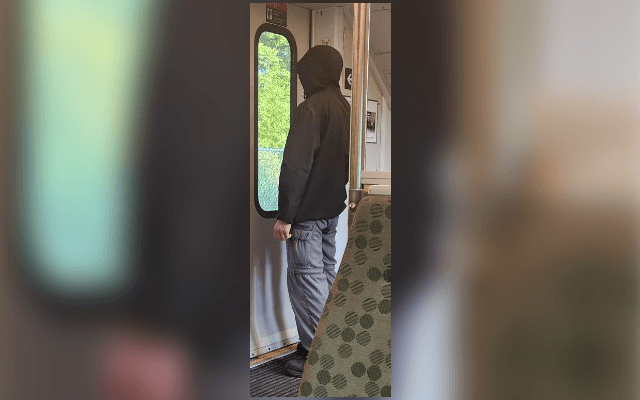 토론토경찰 'GO 열차 성추행범' 공개수배