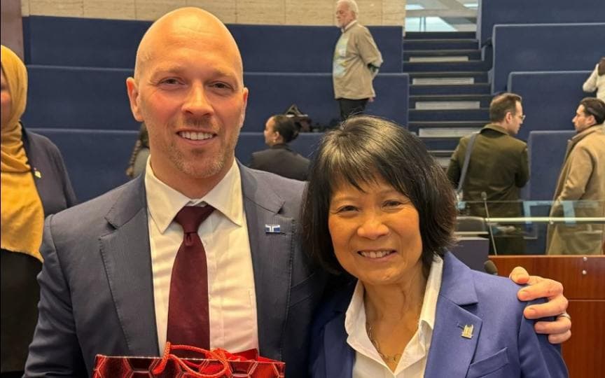 '토론토 시장 여론조사' 브래드포트 급부상 … 차우 시장과 초접전