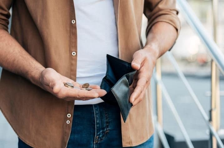 빚에 몰린 캐나다 가정들 … 개인파산 증가세