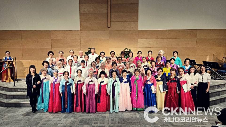 'ํ์นด๋๋ฆผํฉ์ฐฝ๋จ 15์ฃผ๋
๊ธฐ๋
์ฐ์ฃผํ' ์ฑ๋ฃ โฅ ๊ฐ๋์ ํ๋ชจ๋