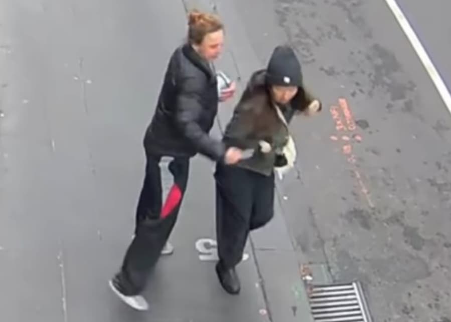 출근길 여성, 이유 없이 칼에 찔려… 호주 멜번 '묻지마 흉기 난동'