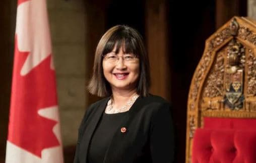 연아 마틴 상원의원 "모든 어머니가 행복한날 되길"