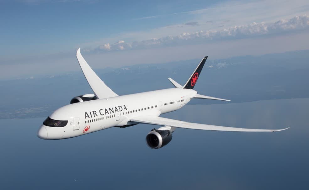 에어캐나다 승객 '비행중 항공기 문열려다 제지당해'