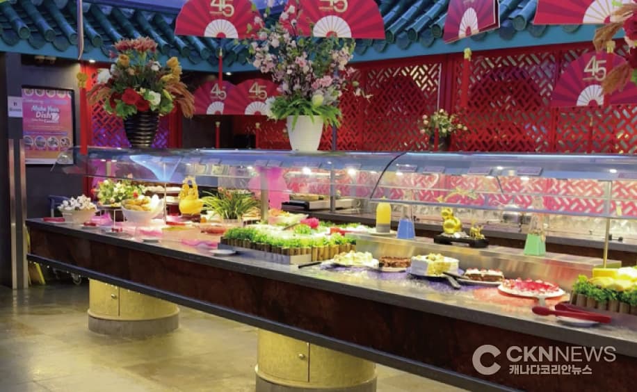 캐나다데이 "만다린 뷔페를 공짜로 즐기자"