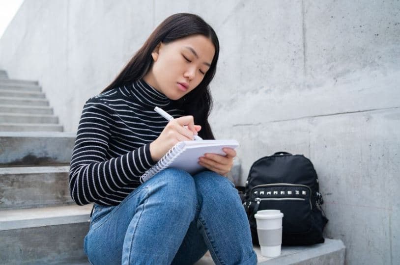 연방은 ‘보조금 확대’ 주정부는 ‘대출 전환’… 엇갈린 학자금 지원
